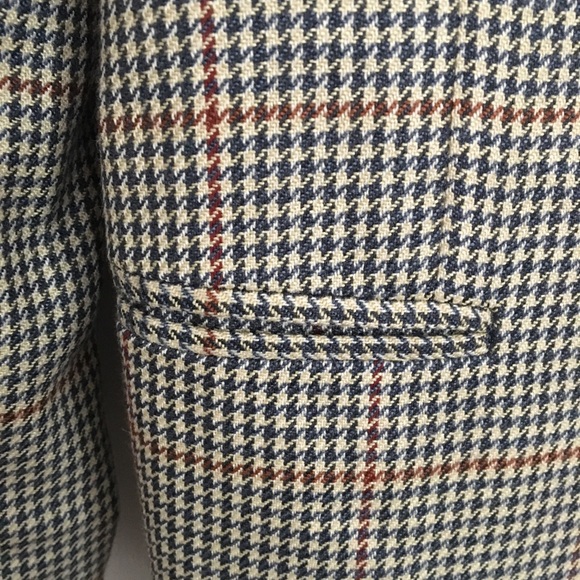 Vintage Giorgio Armani Men’s Blazer - Picture 4 of 8